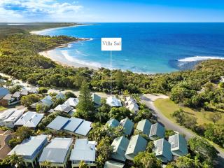 NEW Luxury Angourie Villa! Dream location, WiFi ++ - Yamba - 9