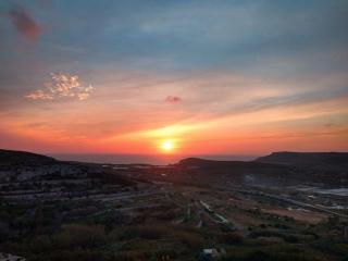 Peaceful 2 bed, 2 bath flat & breathtaking views - 0