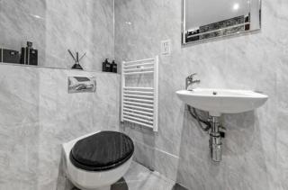 Two Bedroom Flat opposite to Harrods KB15 - Londra - 9