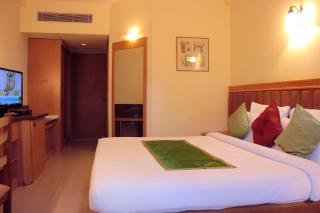 Highgates Hotel - 9