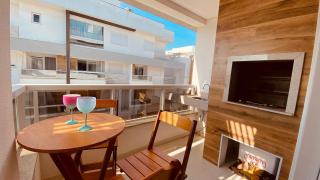 Espaço c/ piscinas e vista panorâmica da Praia - 4