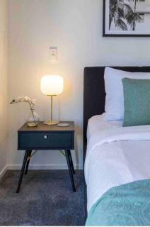 4 Minutes walk to Riverside Market!4bed 4 bath - Christchurch - 2