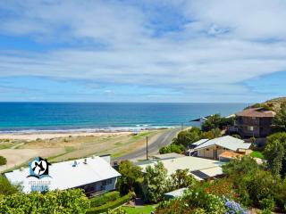 Stunning Views & Renovated Beach Chic - 0