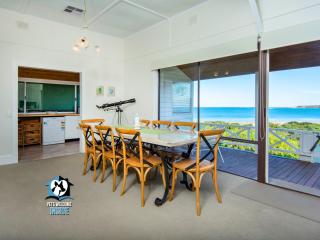 Absolute Beachfront 3BR 2BA Home w/ Beach Track - McCracken - 9
