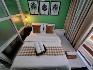 AJO PLACE TAGAYTAY unit 650 WITH PS4 & FREE PARKING - 7