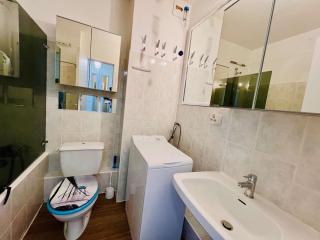 Studio rénové 30m² à Quiberon avec balcon et parking - FR-1-478-289 - Quiberon - 2