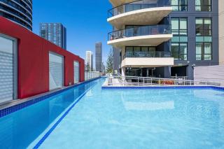 Stunning unit-perfect location - Gold Coast - 4