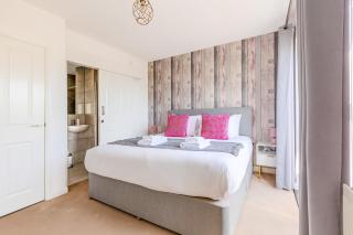 Peaceful 4BR Home with Garden& Parking in Walthamstow - Londra - 6