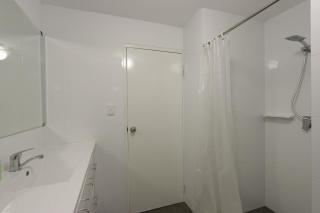 Light & Bright Apartment, 5 minute walk to the Beach - Perth - 2