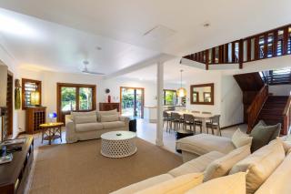 23 Solander Boulevard - Family Home by the Beach - Port Douglas - 4