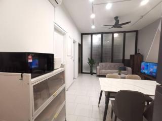 Cozy Retreat at Sri Kembangan - Seri Kembangan - 9