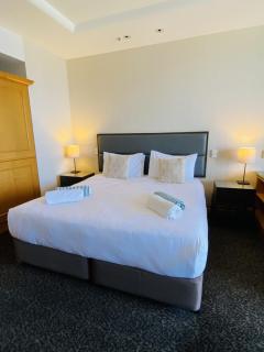 Hotel Room Ocean View Surfers Paradise - Gold Coast - 2