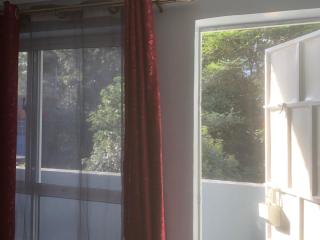 Bright Serene Studio Bnb - Nairobi - 9