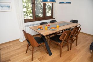Top Center Stylish Quiet Street Hosts 5 People - Sofia - 4
