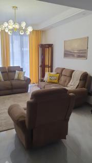 Furnished Two Bedroom at Leshwa House Kileleshwa - Nairobi - 5