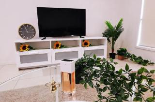 Kellyville Adorable 5Br - Closed to Shops & Parks - Kellyville - 9