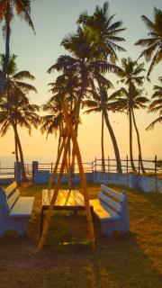 Thodiyil Private Beach View Chalet varkala - Kondālseri - 6