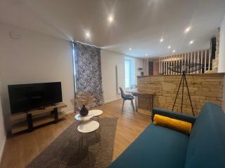 Logement entier, Studio 131, à Sarlat centre, avec spa, parking privé et à 15min à pied de la cité médiévale - Sarlat-la-Canéda - 2