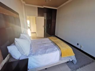 Gateway Oceans - 2 Adults & 4 Children ONLY - Families or 1 Couple only - No parties - Durban - 9