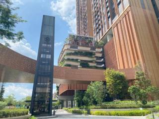 Studio with Amazing KLCC View & Infinity Pool at Lalaport Bukit Bintang - 2