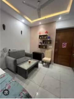 A cozy studio aptt The rest nest - Noida - 4