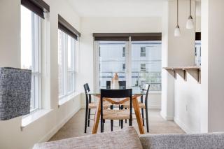 Bellevue2BR w Great Views Gym nr shopping SEA-259 - 5