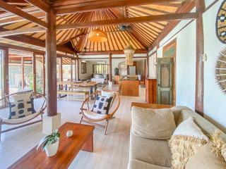 Private room with sunset and rice terraces view - Tumbak Bayuh - 1