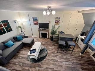 Duplex au 2ème et de notre maison -Accès au jardin-Smart Tv-Streaming-Wifi - Le Mans - 3