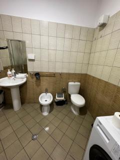 Tourist Inn - Tirana - 1