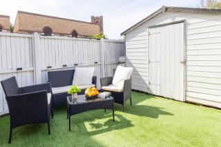 Open Mind Property - 4 Beds 2 Bathrooms & Parking - 6