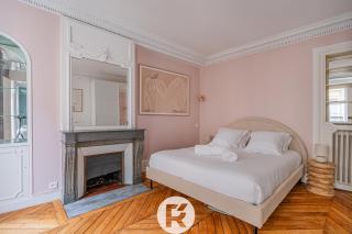 R'Apparts T3 Paris 9ème L'Incontournable - Parijs - 9