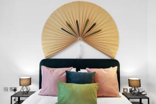 Sleeps 8, Parking, River Views, Chelsea 3 BDR Apt - London - 0