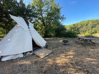 Le tipi Naskapi - Trans-en-Provence - 8