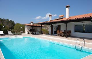 Lahtagas Estate with private swimming pool - Loutraki - 8