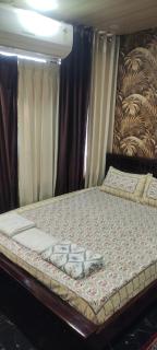 Sukh Sagar Hotel - 8