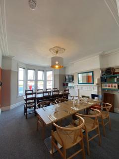 Hayward's at the Grasmere - Keynsham - 2