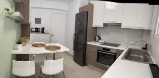 Bright & Stylish 2BR Apt with Premium Decor! - Atene - 1