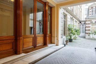 Renovated spacious Parisian apt near la Madeleine - Parijs - 4