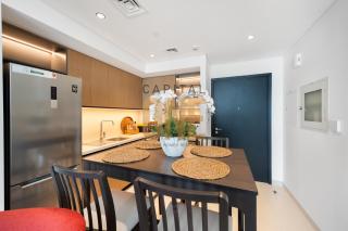 Burj Khalifa View, Pool, Parking, 1BR, Downtown Dubai, Modern Furnished - 1