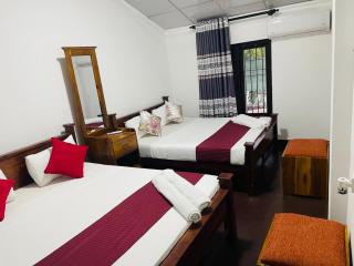 Lake Classical Guest House - Kandy - 6