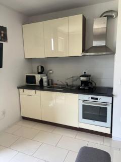 Cosy studio next to The Mall - Sofia - 4