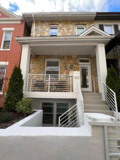 Modern 4BR Columbia Heights Gem Walk 2 Metro & Shops - Washington - 9