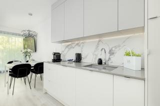 Sea&Lake Luxurious Apartments with Parking by Noclegi Renters - Mielno - 1