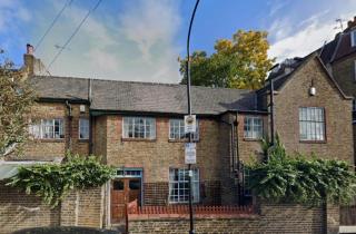 Ustay Fulham - London - 0