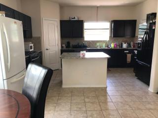 Queen Bed Room With Bath 20 Mins To Tesla - Austin - 8