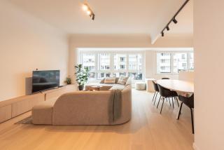 Deluxe 3 bedrooms apartment with Casino view at the beach and free parking - Oostende - 4
