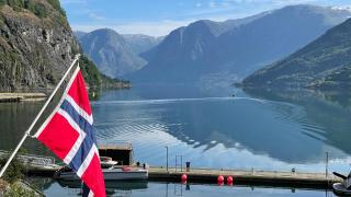 Svingen Guesthouse - Panoramic Fjord Views in Flåm - Flåm - 7