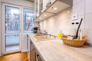 Central Family Apt Fuzzy Muzzy 2 bedrooms MU University - Plovdiv - 4