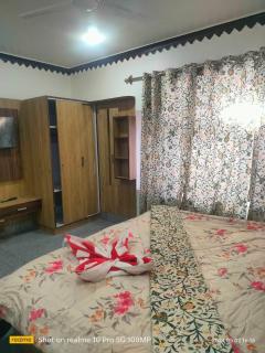 Kashmir Group of Hotels and Resorts - Srinagar - 4
