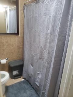 Serenity Inn by the Airport - Collingdale - 1